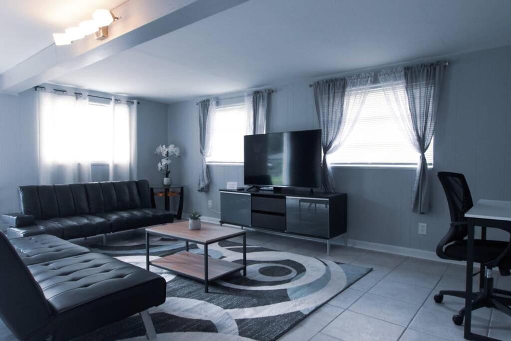 Spacious Family-Sized Home In Central Location Джаксънвил Екстериор снимка